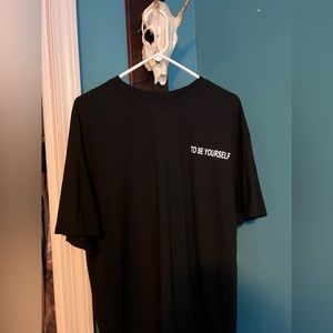 Worn a few times, very good condition